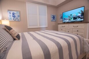 1010 Tidewater Shores Loop, Unit 204 in Bradenton, FL - Building Photo