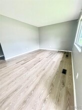 805 Juniper Dr in O'Fallon, IL - Building Photo - Building Photo