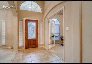 207 Chesapeake Bay Ln N in Austin, TX - Building Photo - Building Photo