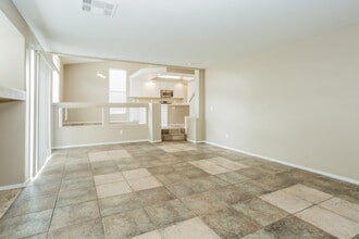 3636 Beacon Point St in Las Vegas, NV - Building Photo - Building Photo