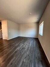 6493 Hornet Cir NE in Bremerton, WA - Building Photo - Building Photo