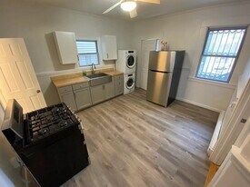 369 Dorchester St, Unit 3 in Boston, MA - Building Photo