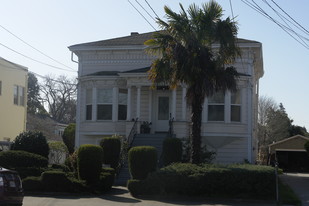 910 Central Ave in Alameda, CA - Building Photo - Building Photo