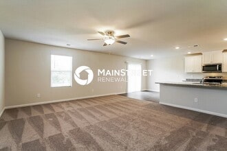 477 Lake Carol Dr in Zebulon, NC - Building Photo - Building Photo