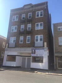 Griscom Apartments photo'