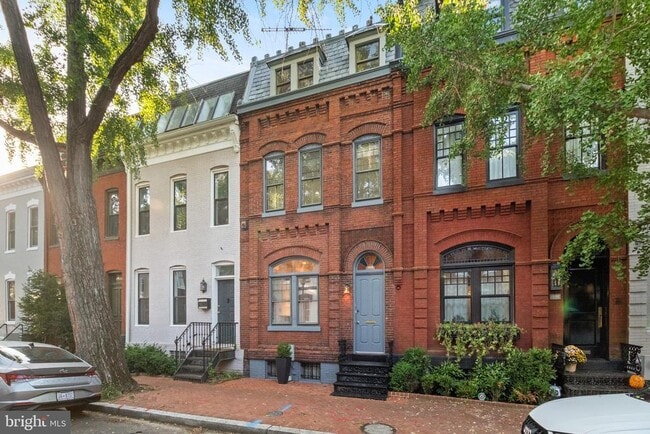 1522 Swann St NW in Washington, DC - Building Photo - Building Photo