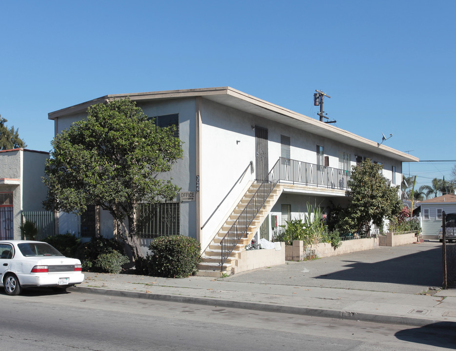 3046 Sante Fe Ave in Long Beach, CA - Building Photo