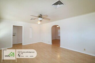 2540 Old Eureka Way in Redding, CA - Building Photo - Building Photo
