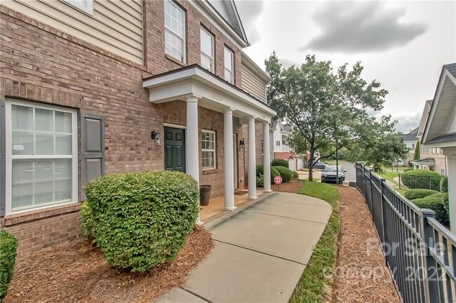 property at 12005 Bordeaux St