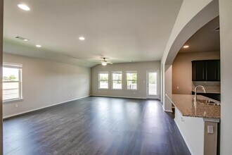 261 Horsemint Way in San Marcos, TX - Building Photo - Building Photo