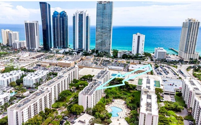 17011 N Bay Rd, Unit 608 in Sunny Isles Beach, FL - Building Photo - Building Photo