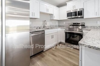 623 Fall Meadow Ln in Belton, MO - Building Photo - Building Photo