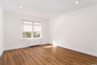 One North in Port Jefferson, NY - Building Photo - Building Photo