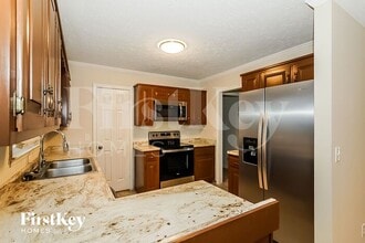 105 Sugar Maple S in Hendersonville, TN - Building Photo - Building Photo