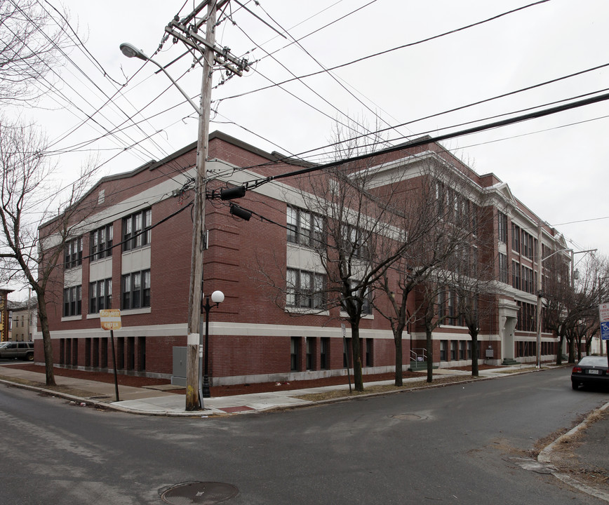 Bridgham Manor in Providence, RI - Building Photo