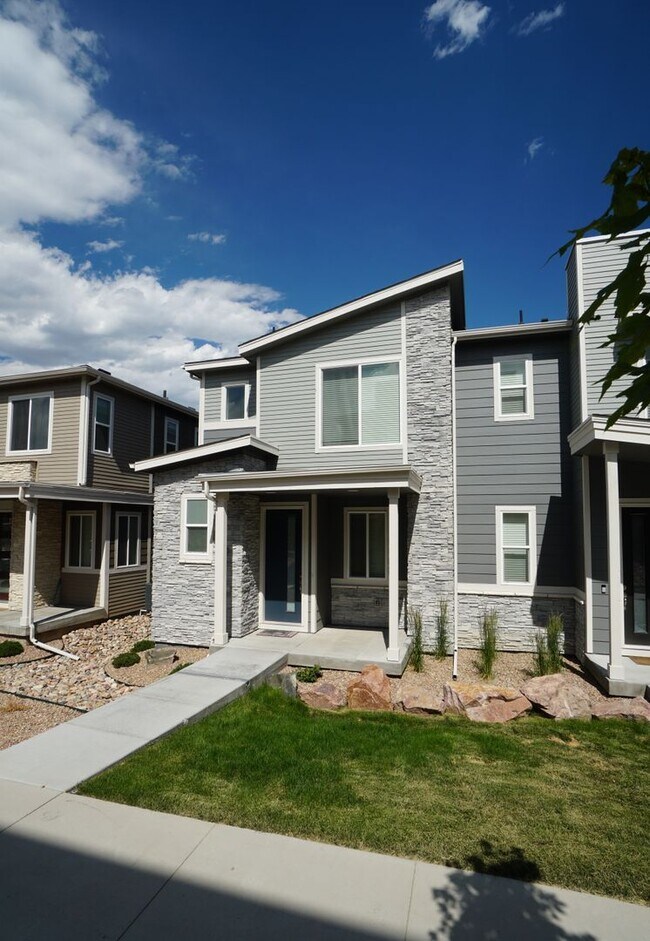 2448 Purple Fountain Pt in Colorado Springs, CO - Building Photo - Building Photo