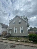 2452 Thurman Ave in Cleveland, OH - Building Photo