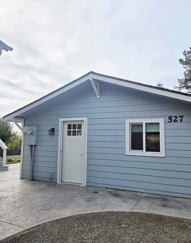 527 19th St in Port Townsend, WA - Building Photo - Building Photo