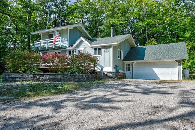 property at 186 Ledgewood Rd
