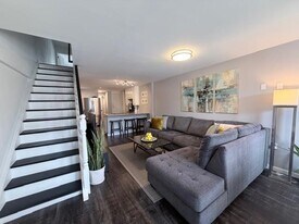 35 Summit Ave in Jersey City, NJ - Building Photo