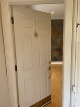 550 Hobart Plz NW, Unit 1 in Washington, DC - Building Photo - Building Photo
