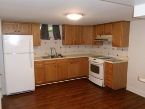 201 W Granada Ave, Unit C in Hershey, PA - Building Photo - Building Photo