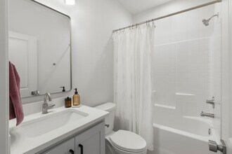 240 Richards St in College Station, TX - Building Photo - Building Photo