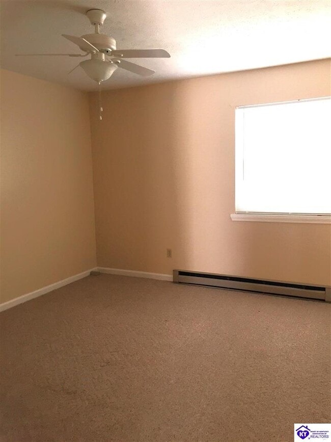 503 Independence Ct in Radcliff, KY - Building Photo - Building Photo