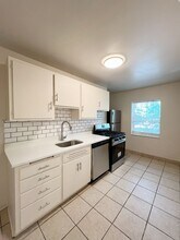 1211 W 45th St in Kansas City, MO - Building Photo - Building Photo