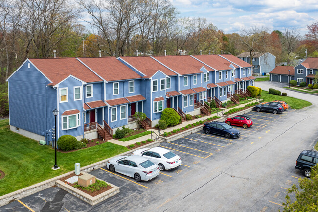 Valley View in Cumberland, RI - Foto de edificio - Building Photo