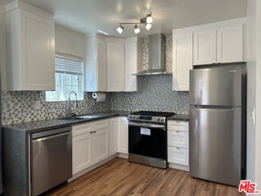 3739 El Caminito in Glendale, CA - Building Photo - Building Photo