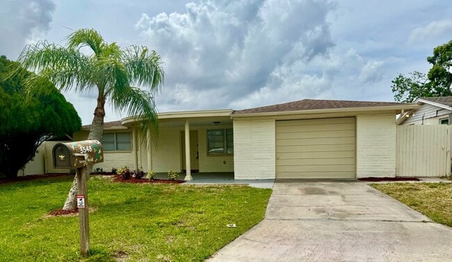 property at 3548 Umber Rd