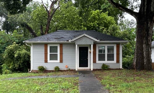 property at 1152 Wedgewood Dr NW