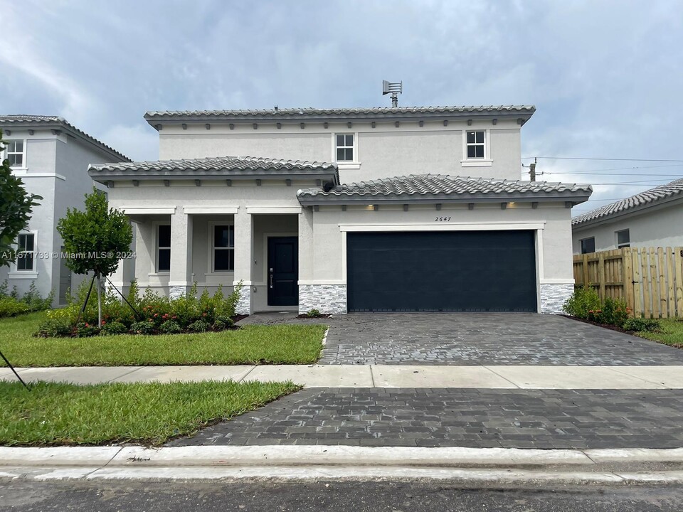 849 SE 26th St in Homestead, FL - Building Photo