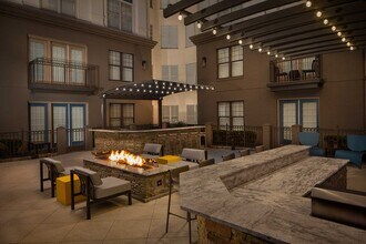 Buckhead 960 in Atlanta, GA - Building Photo - Building Photo