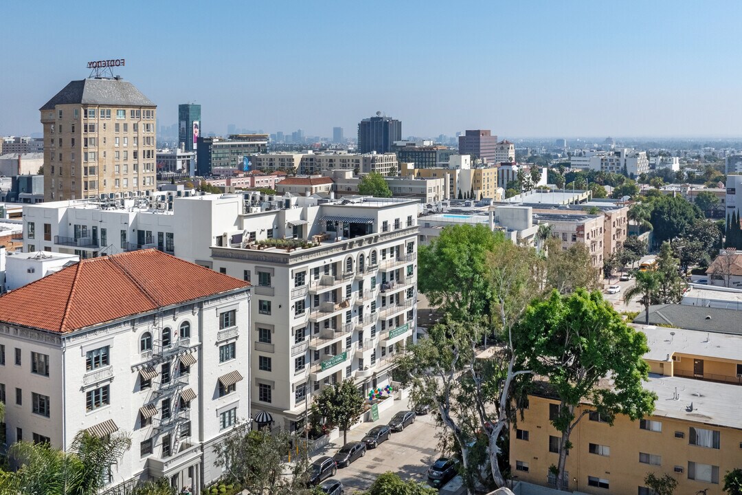 The Baxter in Los Angeles, CA - Building Photo