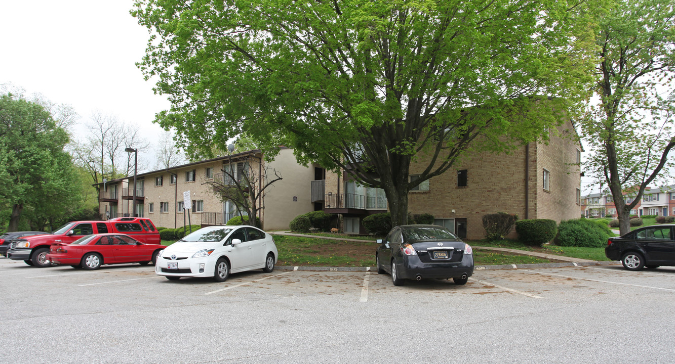 Carriage House in Baltimore, MD - Building Photo