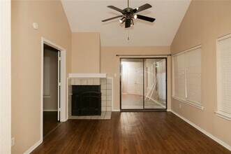 2083 Sundance Ct in Lewisville, TX - Building Photo - Building Photo
