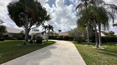6594 Casabella Ln in Boca Raton, FL - Foto de edificio - Building Photo