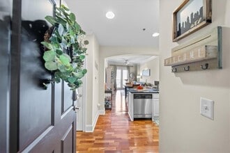 2277 Peachtree Rd NE in Atlanta, GA - Building Photo - Building Photo