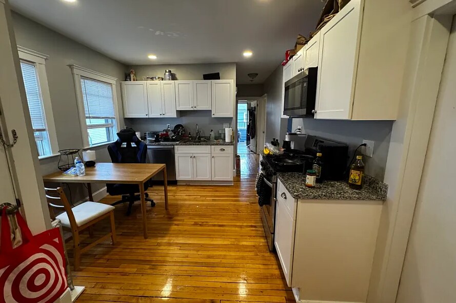 74 Frederick Ave, Unit #2 in Medford, MA - Building Photo