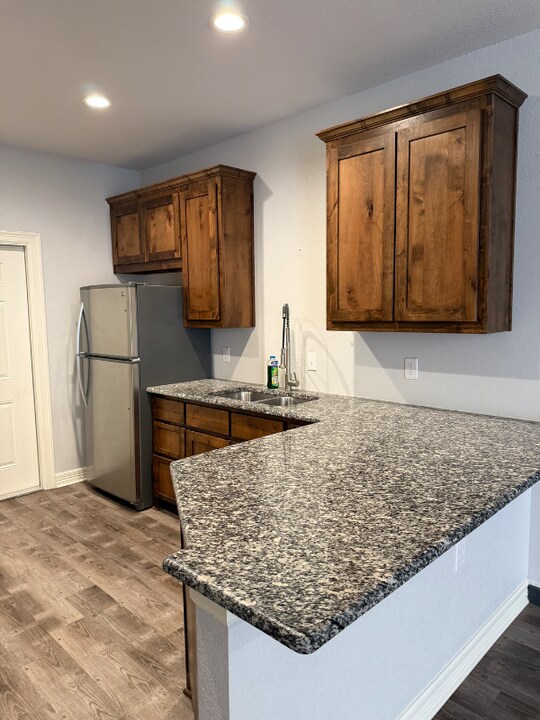 204 Northwood Blvd in Corsicana, TX - Building Photo