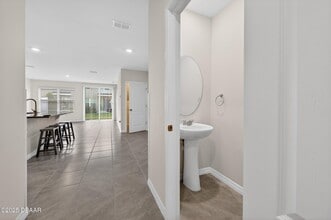 54 Bella Oaks Dr in Port Orange, FL - Building Photo - Building Photo