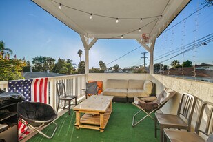 5621 Dorothy Dr in San Diego, CA - Building Photo