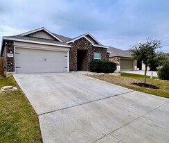 31681 Nimbus Dr in Bulverde, TX - Building Photo
