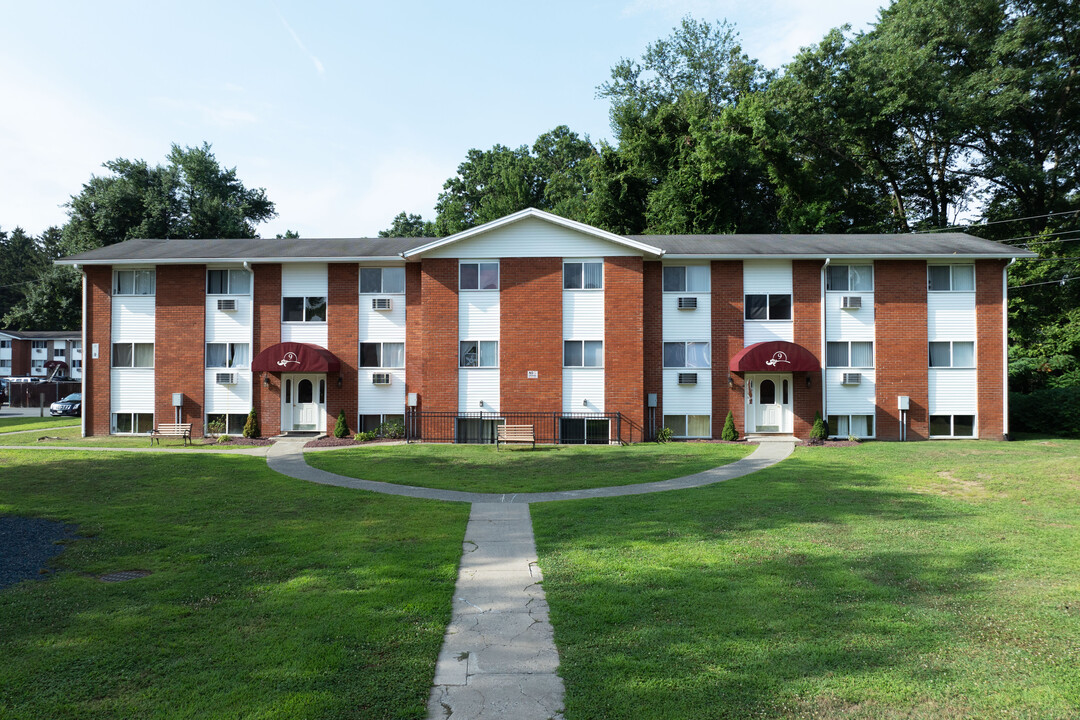 Royal Gardens at Kingston in Kingston, NY - Building Photo