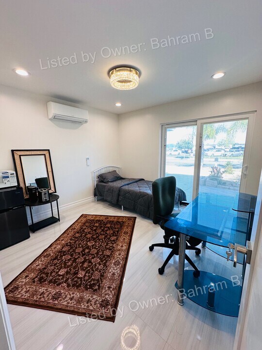 23422 Dune Mear Rd in Lake Forest, CA - Building Photo