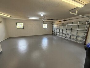 1001 S Wapello St in North Port, FL - Building Photo - Building Photo