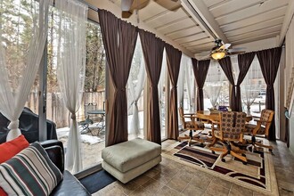 41456 Comstock Ln in Big Bear Lake, CA - Building Photo - Building Photo