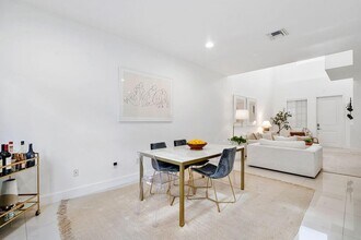 160 S E 7th Way in Pompano Beach, FL - Building Photo - Building Photo